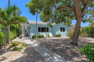 1120 N Palmway, Lake Worth Beach, FL 33460 Sold 11/26/25