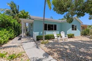 1120 N Palmway, Lake Worth Beach, FL 33460 Sold 11/26/25