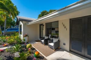 1501 S Palmway, Lake Worth Beach, FL 33460 Sold 07/08/25