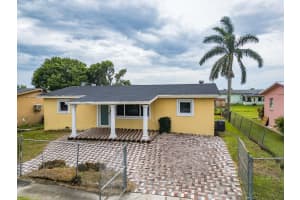 1528 Singletary Avenue, Pahokee, FL 33476 Sold 07/31/25