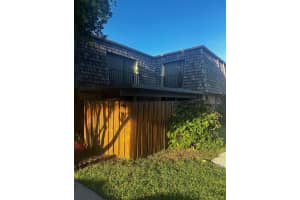341 Lake Arbor Drive Drive, Palm Springs