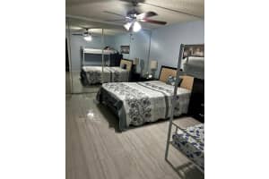 341 Lake Arbor Drive Drive, Palm Springs, FL 33461 - MLS#R11095958