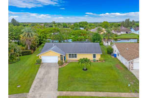 165 Cordoba Circle, Royal Palm Beach, FL 33411 Sold 10/01/25