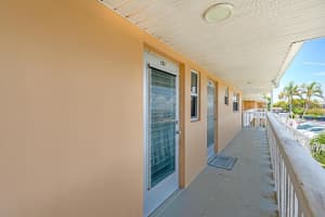 2121 NE 1st Court 202, Boynton Beach, FL 33435 - MLS#R11095969