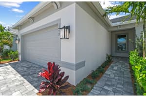 1279 Harper Way Villa 13, Vero Beach, FL 32960 Sold 09/10/25