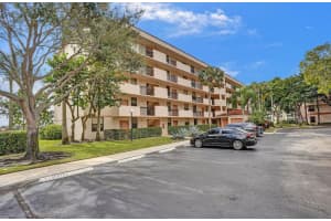 2768 Carambola Circle S 301, Coconut Creek, FL 33066 - MLS#R11096008