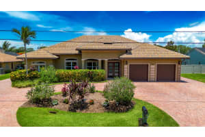 401 SE Verada Avenue, Port Saint Lucie, FL 34983 Sold 09/04/25