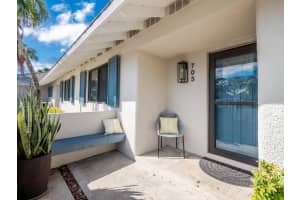 703 Club Drive, Palm Beach Gardens, FL 33418 - MLS#R11096033