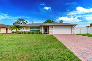410 SE Verada Avenue, Port Saint Lucie, FL 34983 Sold 08/15/25