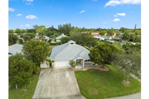 5029 SE Jack Avenue, Stuart, FL 34997 - MLS#R11096074