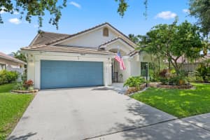 1071 Delray Lakes Drive, Delray Beach, FL 33444 - MLS#R11096105