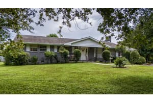 10425 Okeechobee Road, Fort Pierce, FL 34945 Sold 07/11/25