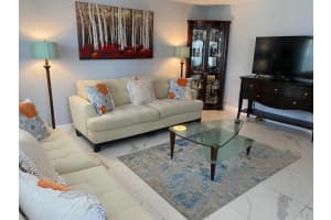 579 Normandy M, Delray Beach, FL 33484 Sold 01/12/26