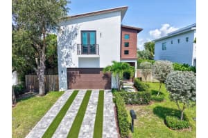 1517 N Lakeside Drive, Lake Worth Beach