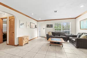 522 Jaeger Drive, Delray Beach, FL 33444 - MLS#R11096180