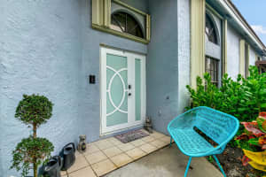 365 Sherwood Forest Drive, Delray Beach, FL 33445 Sold 09/12/25