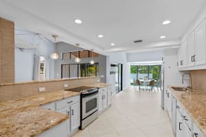 1050 Brooks Lane, Delray Beach, FL 33483 - MLS#R11096291