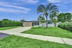 1001 SE 13th Court, Deerfield Beach, FL 33441 - MLS#R11096300
