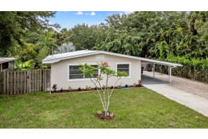 709 Sw Bryant Avenue, Stuart