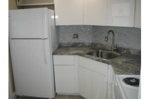 960 Crystal Lake Drive 204, Deerfield Beach, FL 33064 Sold 02/01/26