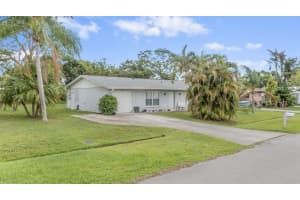 590 SE Anchor Lane, Port Saint Lucie, FL 34983 Sold 10/09/25