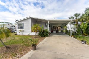 925 Yacht Club Way NW, Moore Haven, FL 33471 - MLS#R11096404