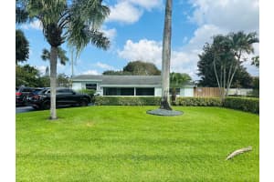 922 Arlington Drive, West Palm Beach, FL 33415 Sold 08/07/25