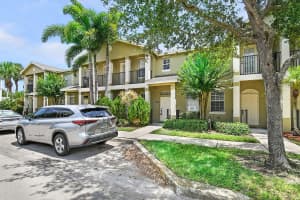 2186 SE Destin Drive, Port Saint Lucie, FL 34952 - MLS#R11096422