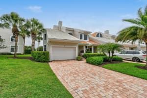 701 Captains Way 701, Jupiter, FL 33477 Sold 07/31/25