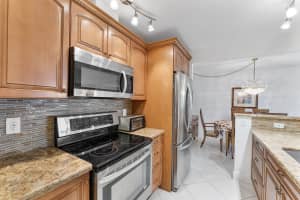 1009 N Ocean Blvd 511, Pompano Beach