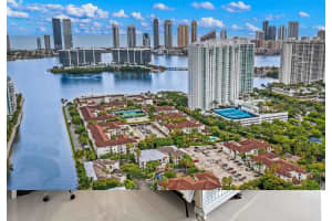 3145 Ne 184th Street 5304, Aventura