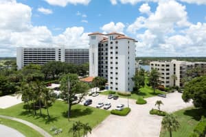 370 Golfview Road 103, North Palm Beach