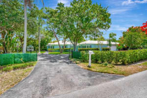 1220 N Swinton Avenue, Delray Beach