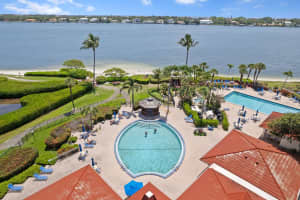 110 Half Moon Circle F3, Hypoluxo, FL 33462 Sold 06/27/25
