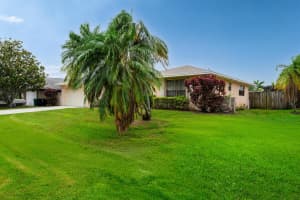 858 SE Roulette Lane, Port Saint Lucie, FL 34983 Sold 08/01/25