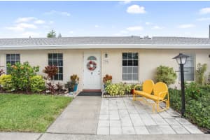 395 Bennington Lane, Lake Worth