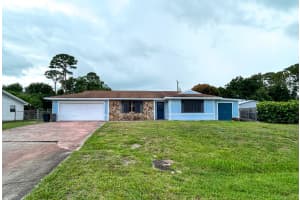 5711 Killarney Avenue, Fort Pierce, FL 34951 Sold 08/01/25