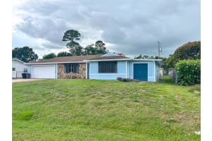 5711 Killarney Avenue, Fort Pierce, FL 34951 Sold 08/01/25