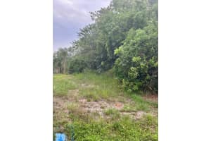 181 SE Whitmore Drive, Port Saint Lucie, FL 34984 Sold 09/16/25