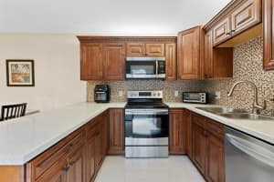 2660 SW 15 Street, Deerfield Beach, FL 33442 Sold 08/11/25