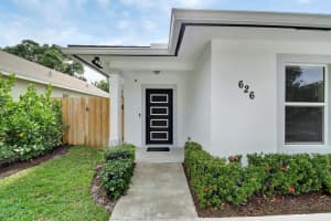626 33rd Street, West Palm Beach, FL 33407 Sold 08/27/25