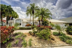 10252 Shireoaks Lane, Boca Raton, FL 33498 - MLS#R11096864