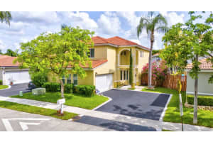 4749 Nw 5 Court, Coconut Creek