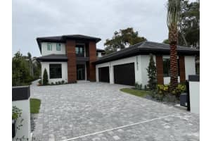 416 S Lake Drive, Lantana