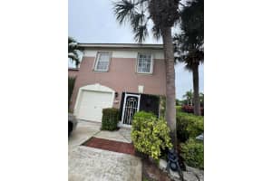 6887 Willow Creek Run, Lake Worth