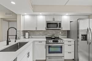 12829 Briarlake Drive 102, Palm Beach Gardens