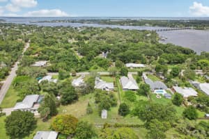 9830 Oak Trail, Micco, FL 32976 - MLS#R11096964