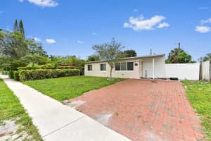 5810 SW 38th Court, Davie, FL 33314 - MLS#R11096965