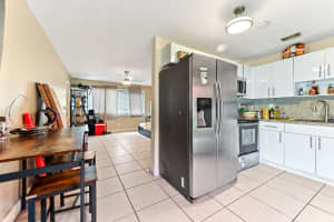 5810 SW 38th Court, Davie, FL 33314 - MLS#R11096965
