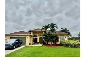 473 SW Dagget Avenue, Port Saint Lucie, FL 34953 Sold 08/12/25